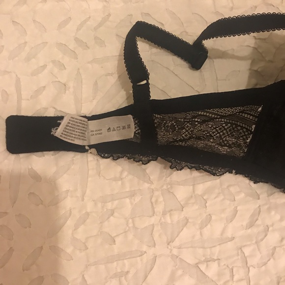 !!SOLD!!!!!!🌸Wacoal🌸 Bundle of 2 Wacoal Bras 🌸 - Picture 4 of 8